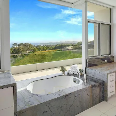 Apartment Readhostprofile Before Request! # Luxury 6-bedroom - Pool
