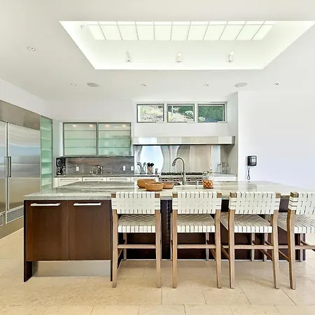 Readhostprofile Before Request! # Luxury 6-bedroom - Pool *