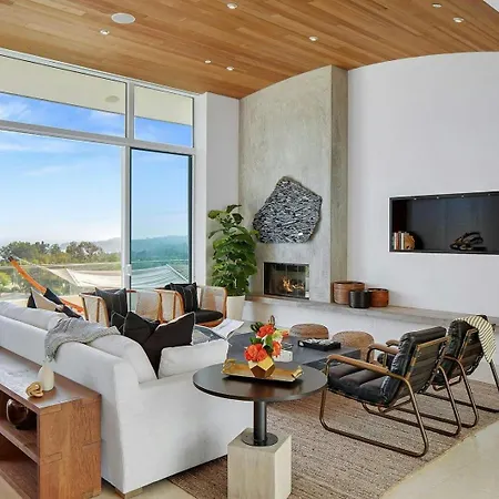 Readhostprofile Before Request! # Luxury 6-bedroom - Pool Apartment *
