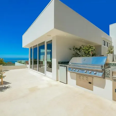 Apartment Readhostprofile Before Request! # Luxury 6-bedroom - Pool *